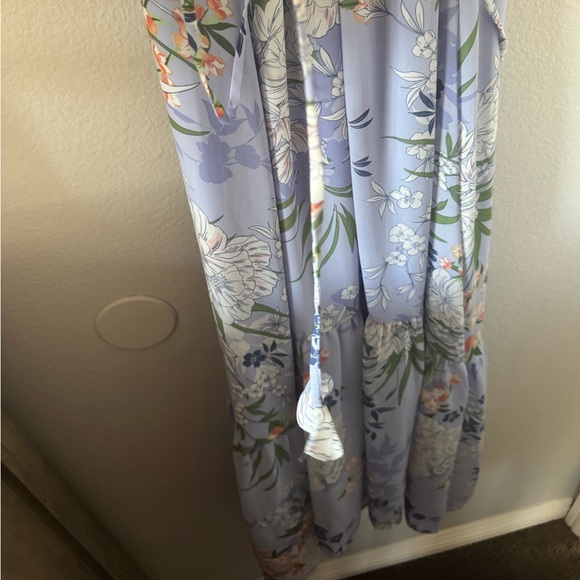 Vince Camuto Floral Halter Midi Dress Size 6 Blue Chiffon. EUC. - Picture 6 of 6